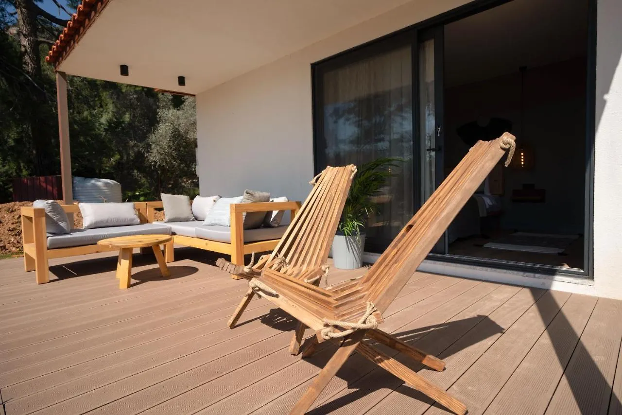 Alp Suites Pinehill Акьяка