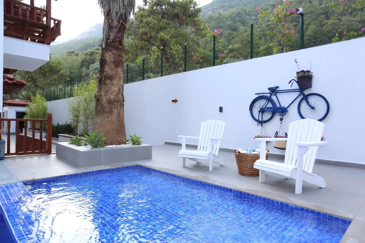 Alp Suites Pinehill اكياكا 0*,