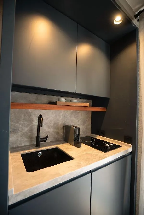 Alp Suites Pinehill اكياكا شقة