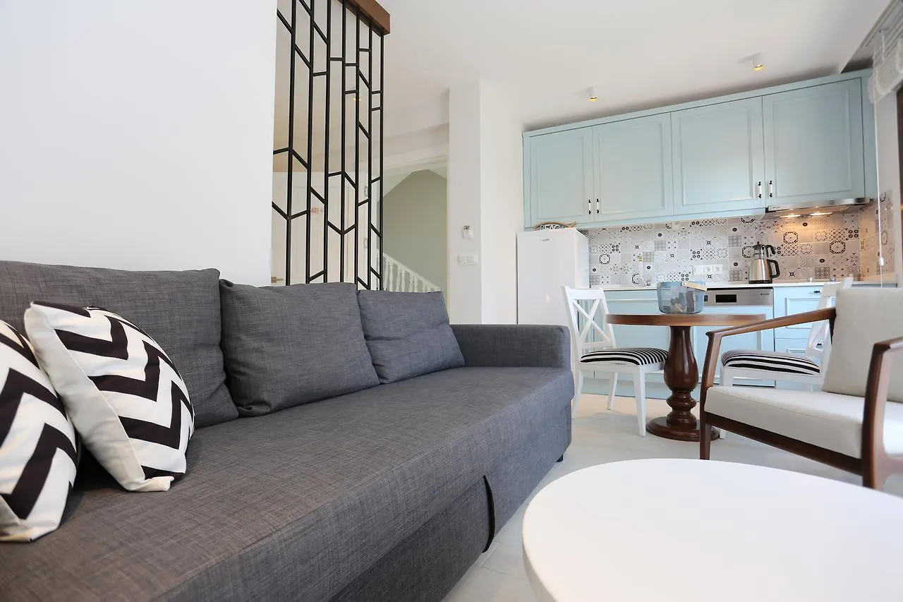 Alp Suites Pinehill اكياكا